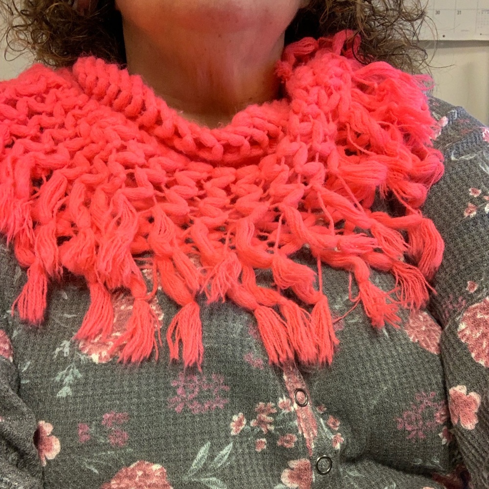 American Eagle scarf